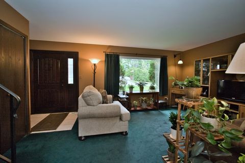 Tiny photo for 5405 Burwood Road, Oakwood Hills, IL 60013 (MLS # 12630045)