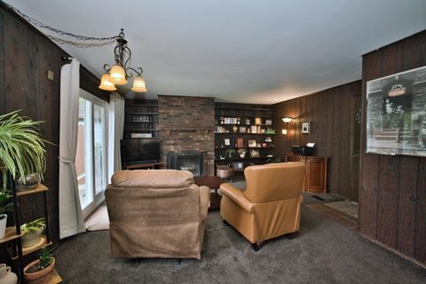 Tiny photo for 5405 Burwood Road, Oakwood Hills, IL 60013 (MLS # 12630045)