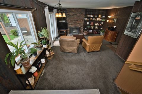 Tiny photo for 5405 Burwood Road, Oakwood Hills, IL 60013 (MLS # 12630045)