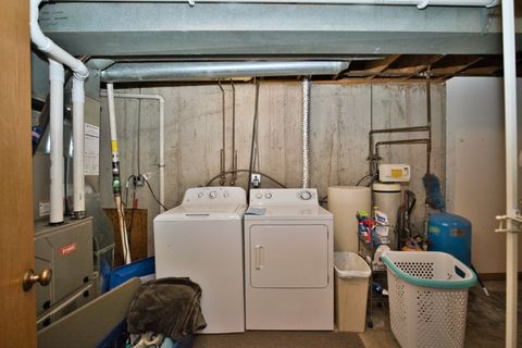 Tiny photo for 5405 Burwood Road, Oakwood Hills, IL 60013 (MLS # 12630045)