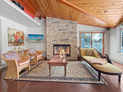 Tiny photo for 210 Park Crest Drive, Freeport, IL 61032 (MLS # 12557626)