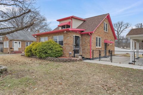 Photo of 363 32nd Avenue, East Moline, IL 61244 (MLS # 100000528)