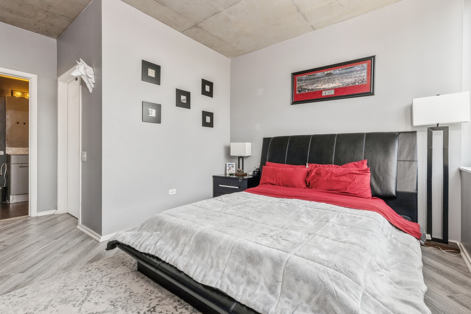 659 W Randolph Street 909