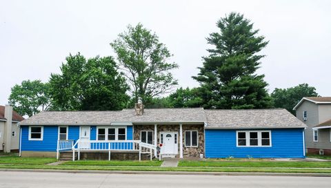 Photo of 510 W Harrison Street, Villa Grove, IL 61956 (MLS # 12386871)