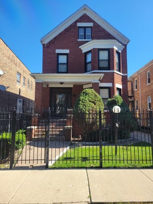8345 S MANISTEE AVE APT 1, CHICAGO, IL 60617 - Image ee0a8ea06f5680a7be6b5a04d46a2306/72205749