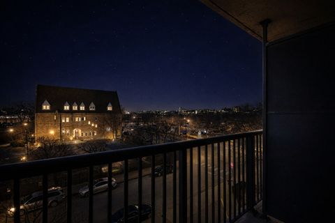 Tiny photo for 2605 S Indiana Avenue #301, Chicago, IL 60616 (MLS # 12589238)