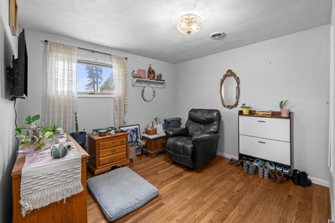 Tiny photo for 925 42ND Street, Moline, IL 61265 (MLS # 12690272)