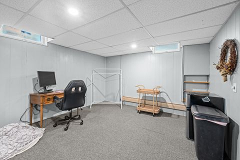 Tiny photo for 925 42ND Street, Moline, IL 61265 (MLS # 12690272)