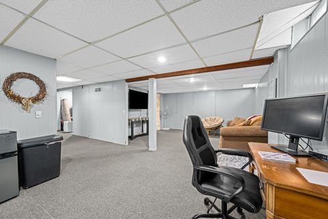 Tiny photo for 925 42ND Street, Moline, IL 61265 (MLS # 12690272)