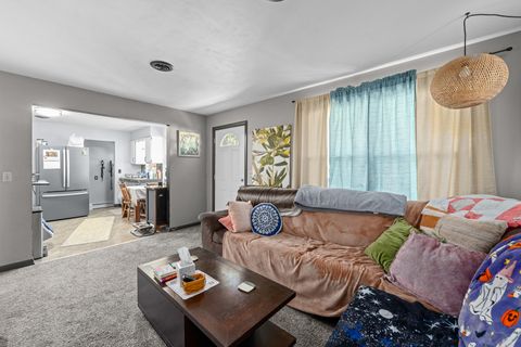 Tiny photo for 925 42ND Street, Moline, IL 61265 (MLS # 12690272)