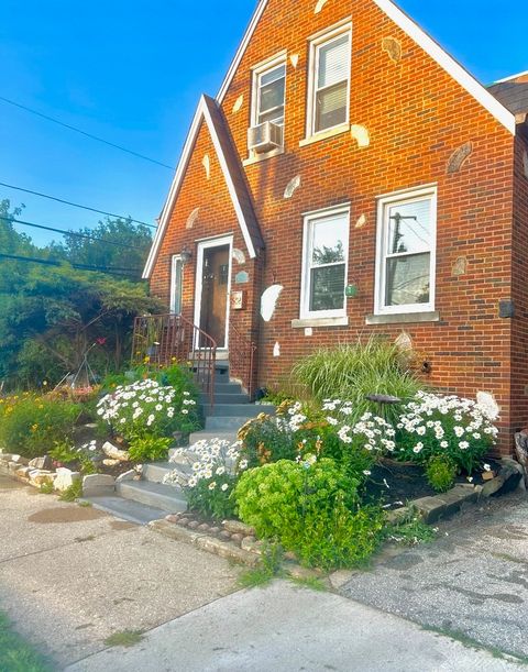 Tiny photo for 3901 Custer Avenue, Lyons, IL 60534 (MLS # 12615970)