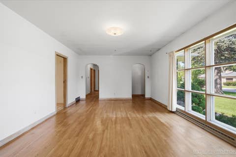 Tiny photo for 846 N Fifth Avenue, Geneva, IL 60134 (MLS # 12739114)