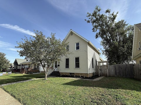 Tiny photo for 1006 6th Avenue, Sterling, IL 61081 (MLS # 12794596)