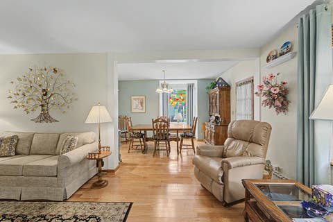 Tiny photo for 9000 Wolf Road, Burr Ridge, IL 60527 (MLS # 12718701)