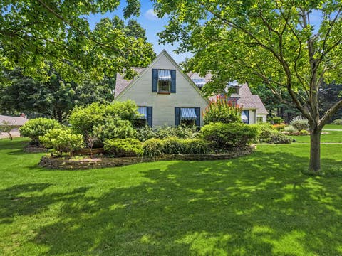 Tiny photo for 9000 Wolf Road, Burr Ridge, IL 60527 (MLS # 12718701)