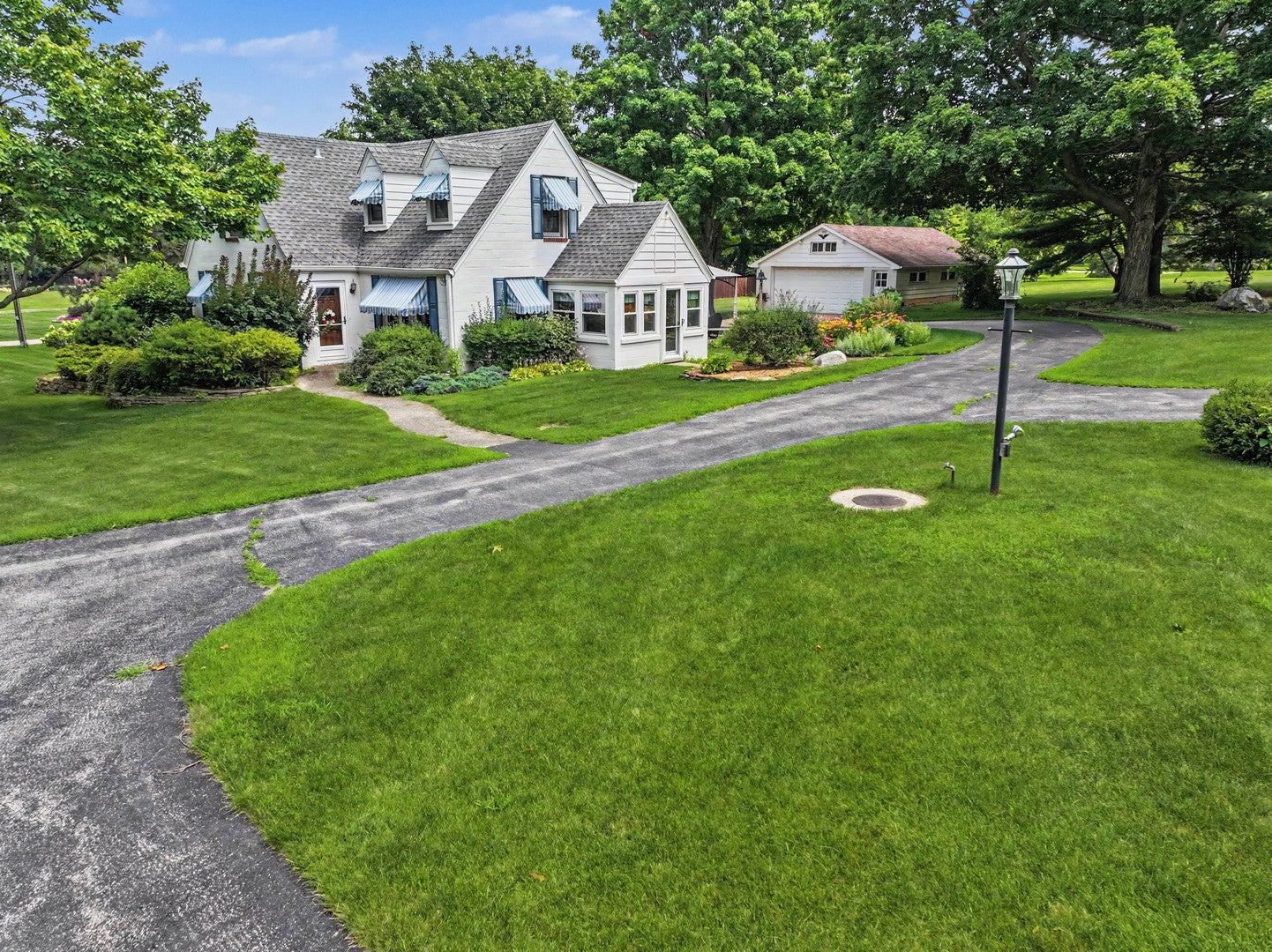 9000 Wolf Road