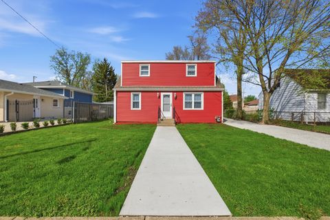 Photo of 8622 S 78th Avenue, Bridgeview, IL 60455 (MLS # 12624146)