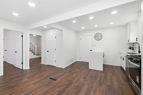 Tiny photo for 8622 S 78th Avenue, Bridgeview, IL 60455 (MLS # 12624146)