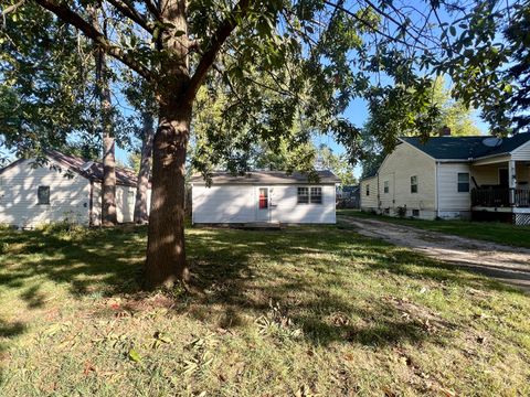 Photo of 604 Alabama Avenue, Champaign, IL 61820 (MLS # 12480823)