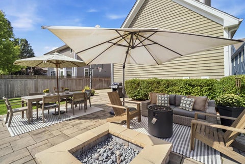 Tiny photo for 709 E Sunnyside Avenue, Libertyville, IL 60048 (MLS # 12747872)
