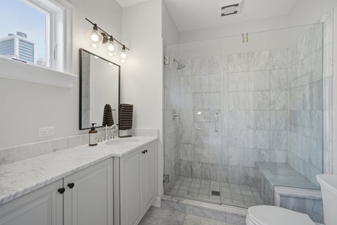 Tiny photo for 709 E Sunnyside Avenue, Libertyville, IL 60048 (MLS # 12747872)