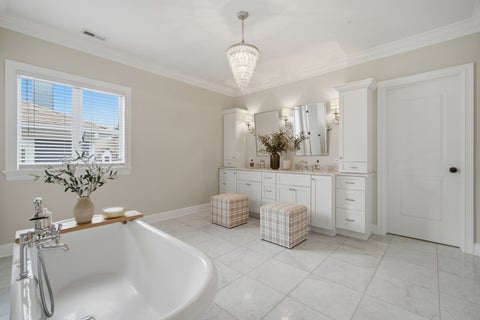 Tiny photo for 709 E Sunnyside Avenue, Libertyville, IL 60048 (MLS # 12747872)
