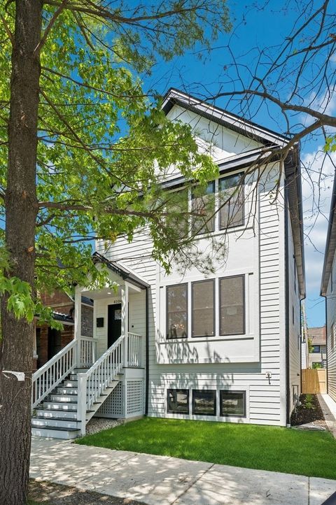 4104 W Eddy Street Chicago IL 60641