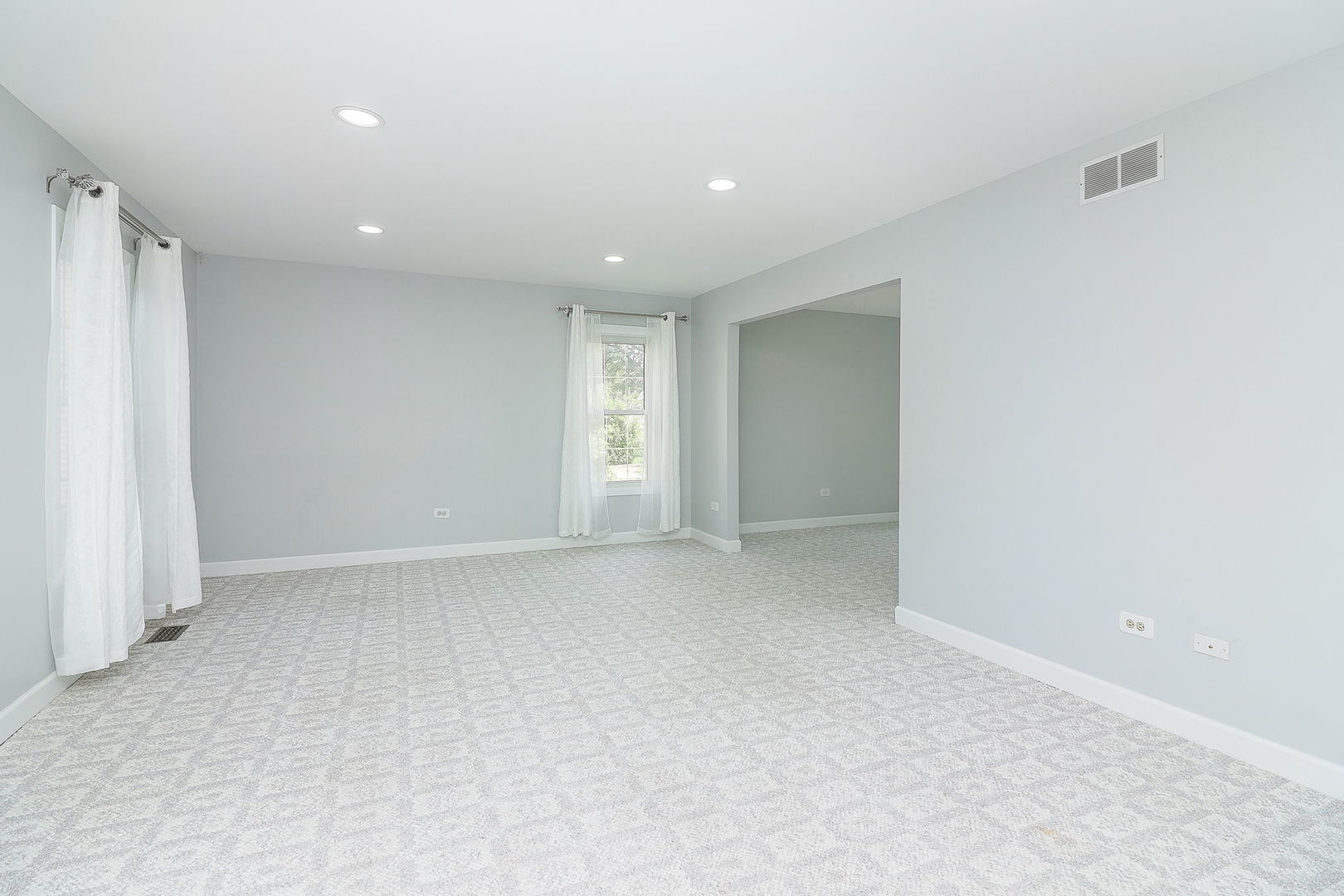 1557 Scottdale Circle