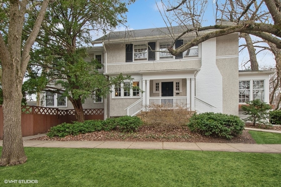 2761 Woodbine Avenue