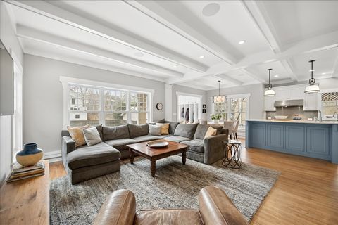 Tiny photo for 838 Lincoln Avenue, Winnetka, IL 60093 (MLS # 12572439)