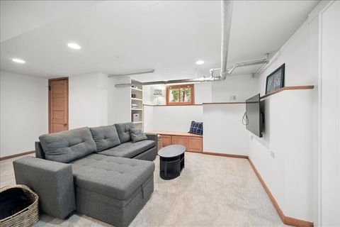 Tiny photo for 838 Lincoln Avenue, Winnetka, IL 60093 (MLS # 12572439)