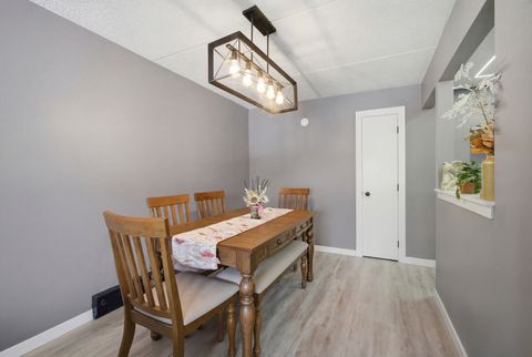 Tiny photo for 110 Klein Creek Court #3C, Carol Stream, IL 60188 (MLS # 12596091)