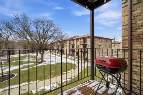 Tiny photo for 110 Klein Creek Court #3C, Carol Stream, IL 60188 (MLS # 12596091)