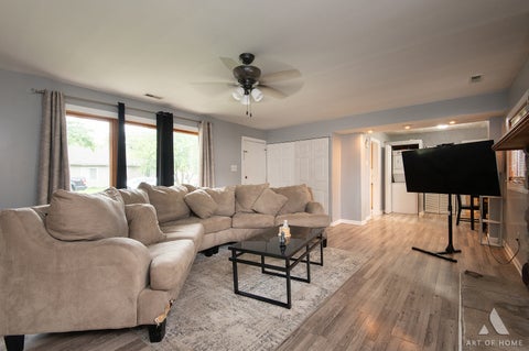 Tiny photo for 17057 Park Avenue, Lansing, IL 60438 (MLS # 12740564)