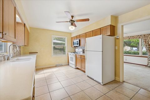 Tiny photo for 33541 N Greentree Road, Grayslake, IL 60030 (MLS # 12440192)