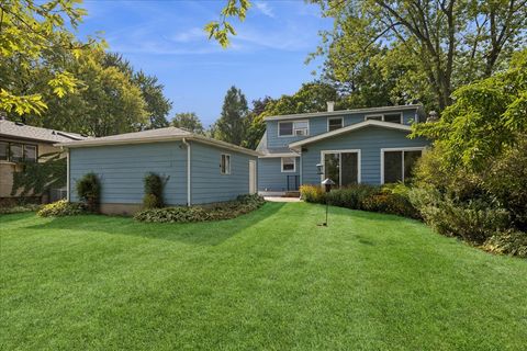 Tiny photo for 33541 N Greentree Road, Grayslake, IL 60030 (MLS # 12440192)