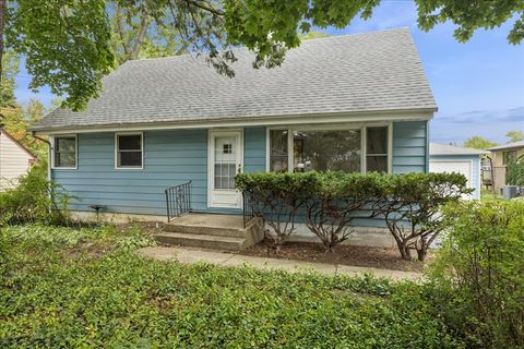 Tiny photo for 33541 N Greentree Road, Grayslake, IL 60030 (MLS # 12440192)