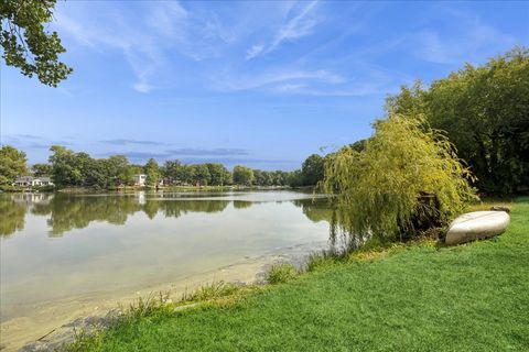 Tiny photo for 33541 N Greentree Road, Grayslake, IL 60030 (MLS # 12440192)