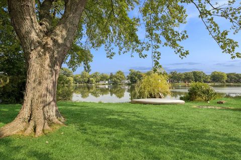 Tiny photo for 33541 N Greentree Road, Grayslake, IL 60030 (MLS # 12440192)