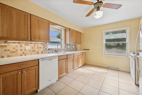 Tiny photo for 33541 N Greentree Road, Grayslake, IL 60030 (MLS # 12440192)