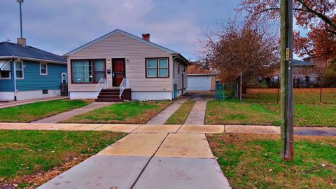 Photo of 283 Paxton Avenue, Calumet City, IL 60409 (MLS # 12527539)