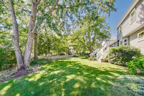 Tiny photo for 388 Du Pahze Street, Naperville, IL 60565 (MLS # 12524845)