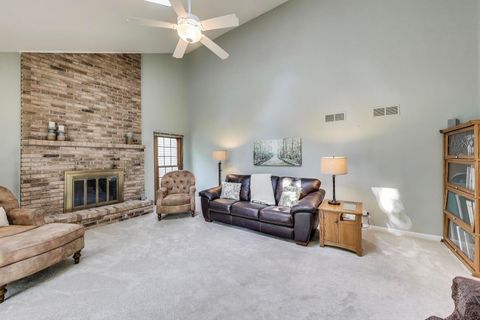 Tiny photo for 388 Du Pahze Street, Naperville, IL 60565 (MLS # 12524845)