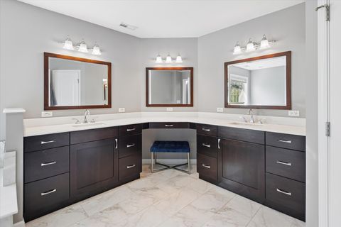 Tiny photo for 3325 Prestwick Lane, Northbrook, IL 60062 (MLS # 12625597)