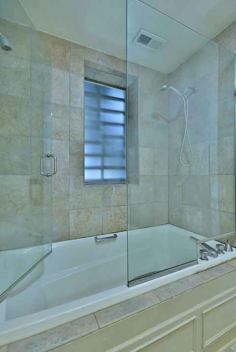 Tiny photo for 5445 N KENMORE Avenue #1S, Chicago, IL 60640 (MLS # 12507159)