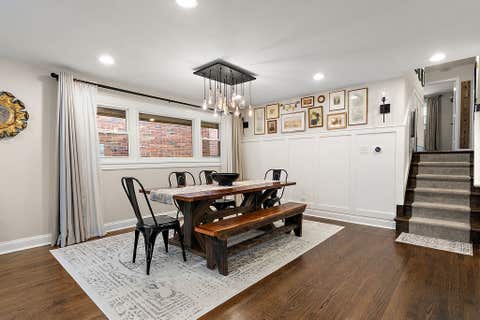 Tiny photo for 5911 N Keating Avenue, Chicago, IL 60646 (MLS # 12653407)