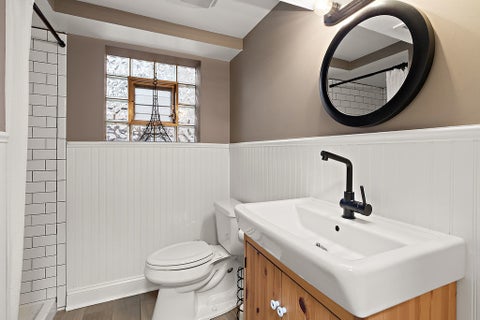 Tiny photo for 5911 N Keating Avenue, Chicago, IL 60646 (MLS # 12653407)