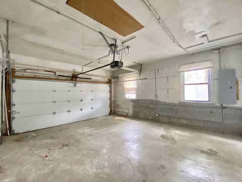 Tiny photo for 830 Latimer Lane, Flossmoor, IL 60422 (MLS # 12508304)