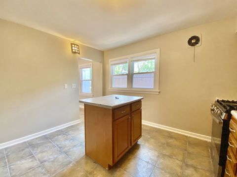 Tiny photo for 830 Latimer Lane, Flossmoor, IL 60422 (MLS # 12508304)