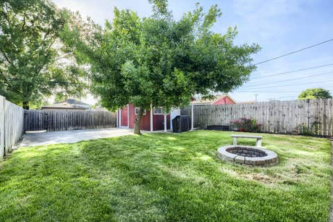 Tiny photo for 10546 S Harding Avenue, Chicago, IL 60655 (MLS # 12668090)